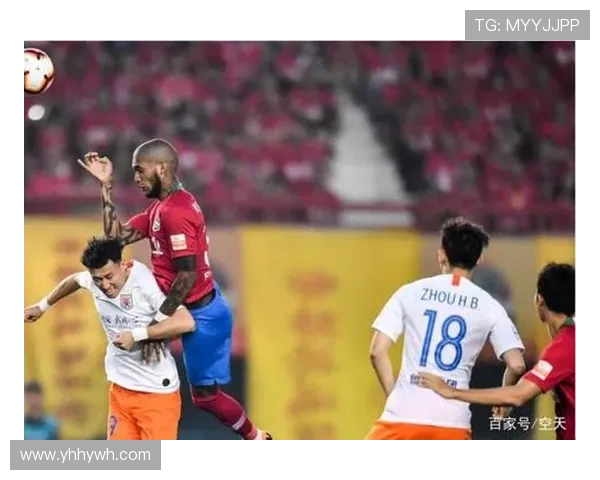 山东鲁能与河南建业的激战背后：一场足球赛的情感与梦想交织